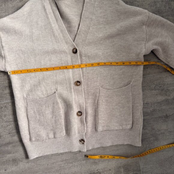 Shein Cozy Oversized Cream Cardigan with Buttons Size M - Picture 9 of 9